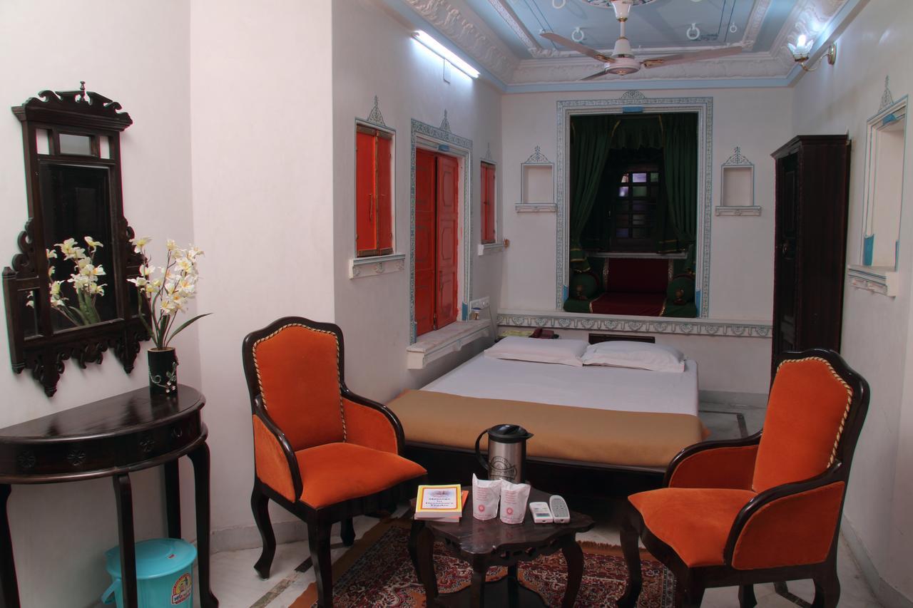Shree Jagdish Mahal Heritage Hotel Udaipur Extérieur photo